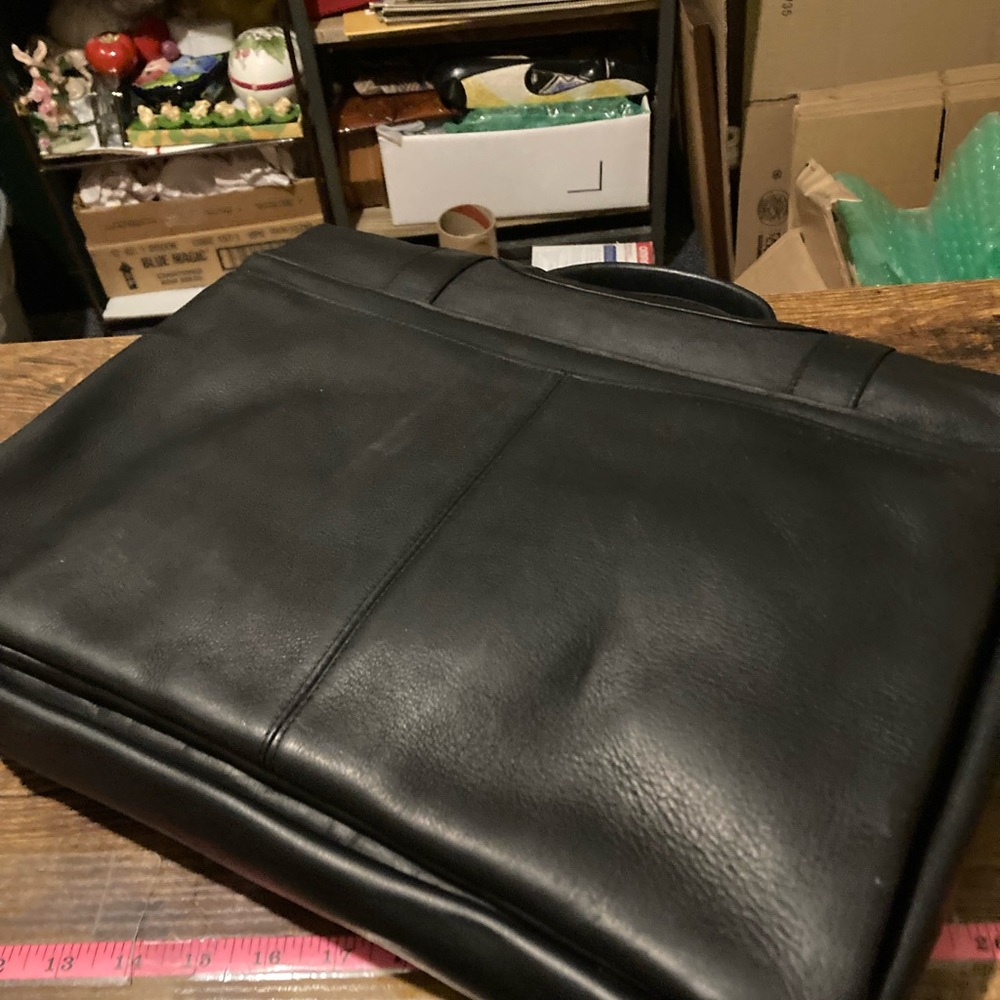 Apollo black leather briefcase/messenger bag - Picture 4 of 14